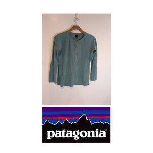 Patagonia Women's Long-Sleeve Henley in Blue, Sz M